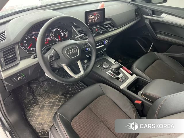 Audi Q5L id 4333386 из Китая 12