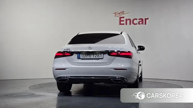 Mercedes-Benz E-Class W213 id 3509239 из Кореи 14