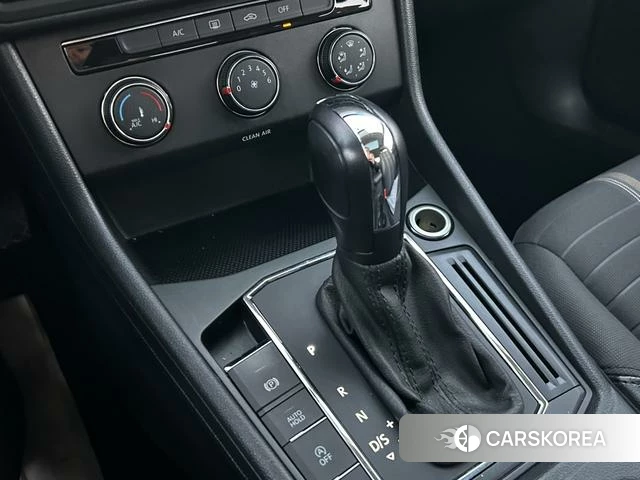Volkswagen Lavida 2021 Белый из Китая, фото 4