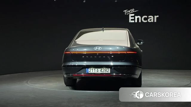 Hyundai Grandeur Hybrid (GN7) id 4017432 из Кореи 14