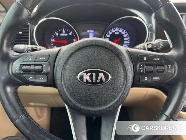 Kia The New Carnival id 3541409 из Кореи 14