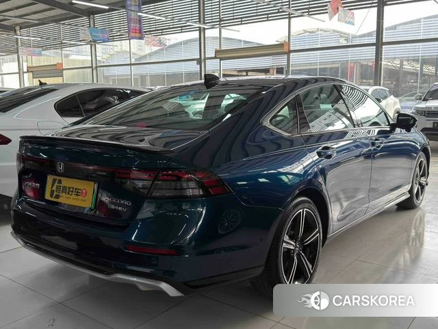 Honda Accord PHEV id 4210620 из Китая 16