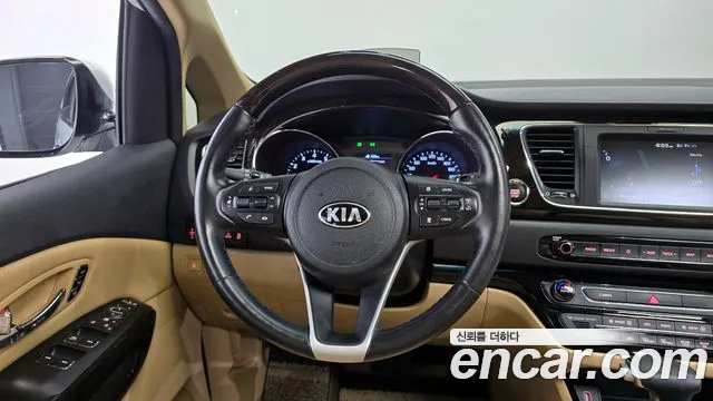 Kia The New Carnival id 2694044 из Кореи 14