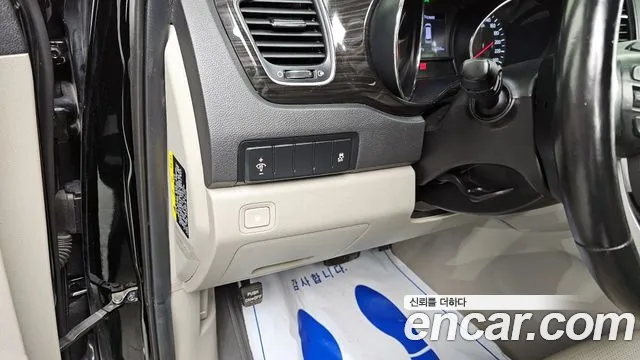 Kia The New Carnival id 2527424 из Кореи 14