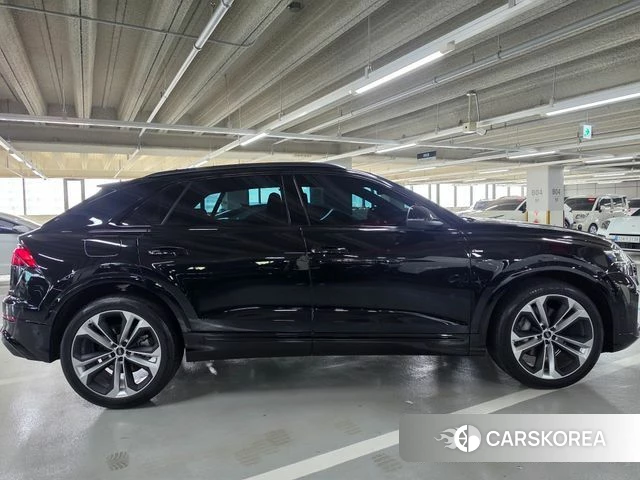 Audi Q8 (4M) id 4833905 из Кореи 9