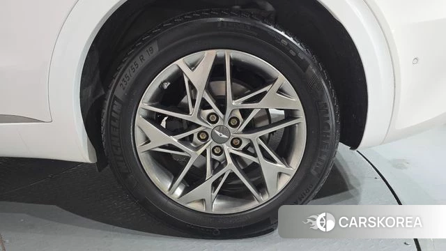 Genesis GV70 id 3860426 из Кореи 14