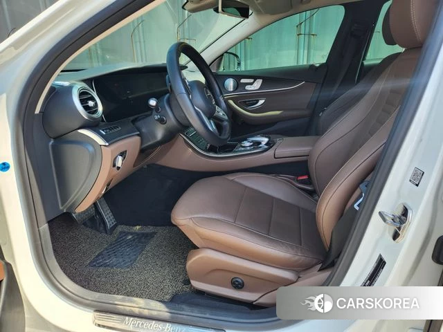 Mercedes-Benz E-Class W213 2019 Белый из Кореи, фото 5