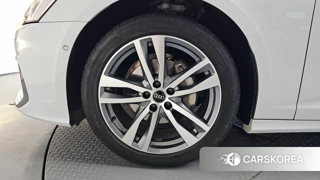 Audi A6 (C8) id 4355638 из Кореи 27