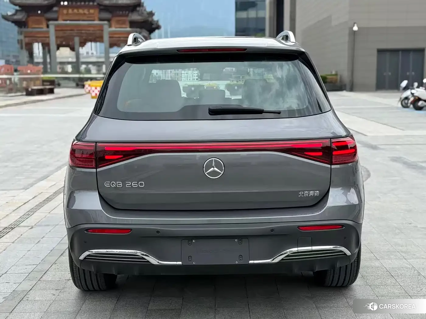Mercedes-Benz EQB 2026 Silver/gray из Китая, фото 4