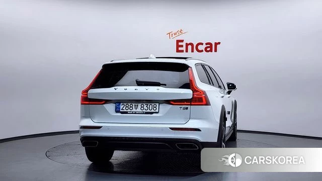 Volvo V60 Cross-Country 2nd Generation id 3904958 из Кореи 14