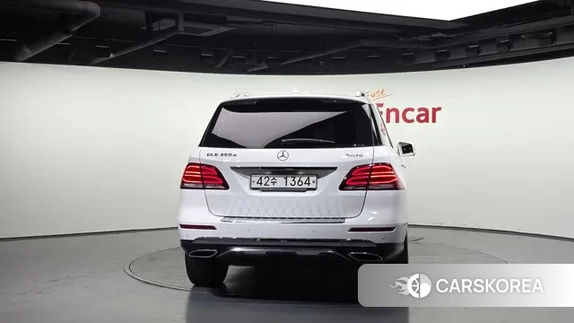 Mercedes-Benz GLE - Class W166 id 3499921 из Кореи 14