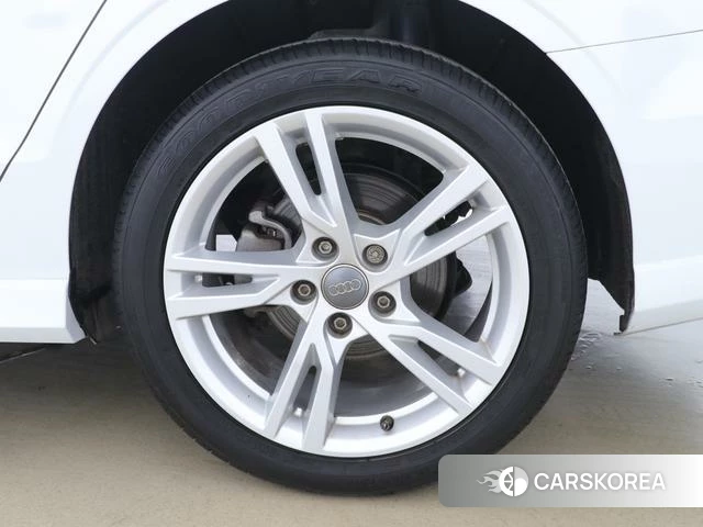 Audi A3 id 4271796 из Китая 10