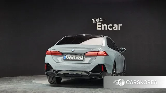 BMW 5 Series (G60) id 3419890 из Кореи 14