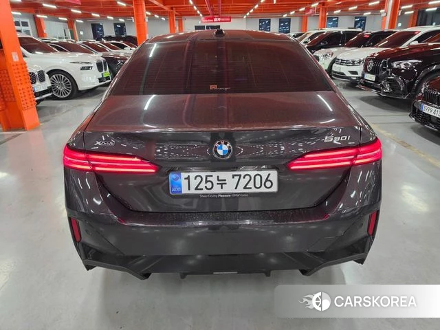 BMW 5 Series (G60) id 4387775 из Кореи 14