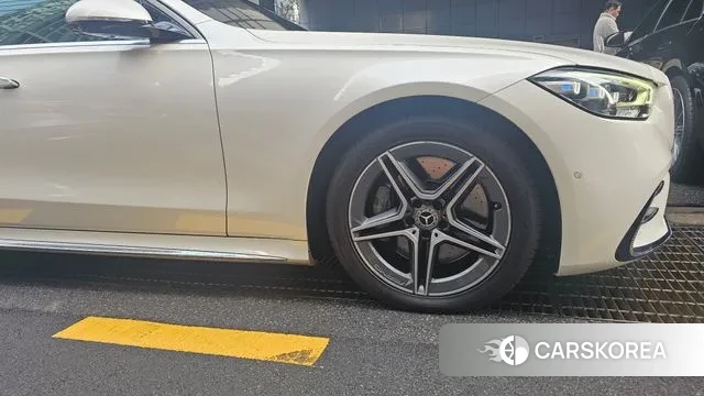 Mercedes-Benz S-Class W223 2022 Жемчужный цвет из Кореи, фото 4