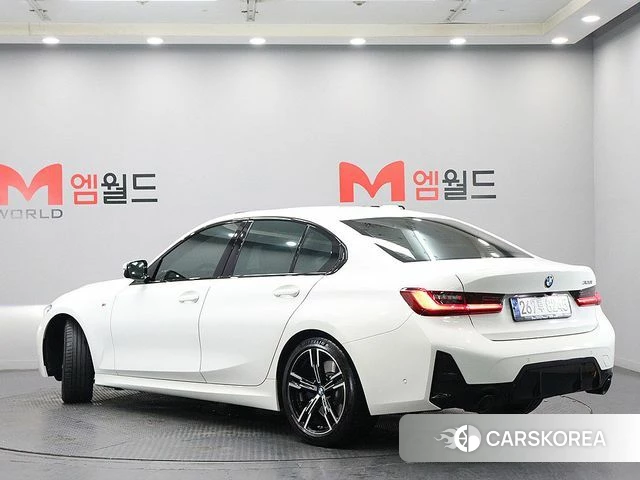 BMW 3 Series (G20) 2023 Белый из Кореи, фото 4