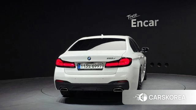 BMW 5 Series (G30) id 4243947 из Кореи 25