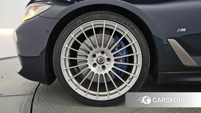 BMW 5 Series (G30) id 4641801 из Кореи 30