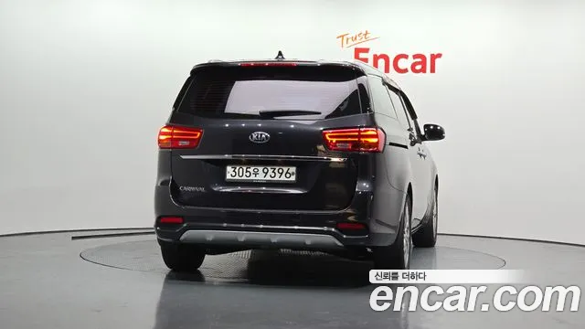 Kia The New Carnival id 2719726 из Кореи 14