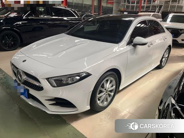 Mercedes-Benz Class A 2021 Белый из Китая, фото 6