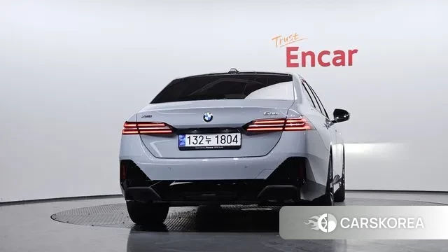 BMW 5 Series (G60) id 3745523 из Кореи 14