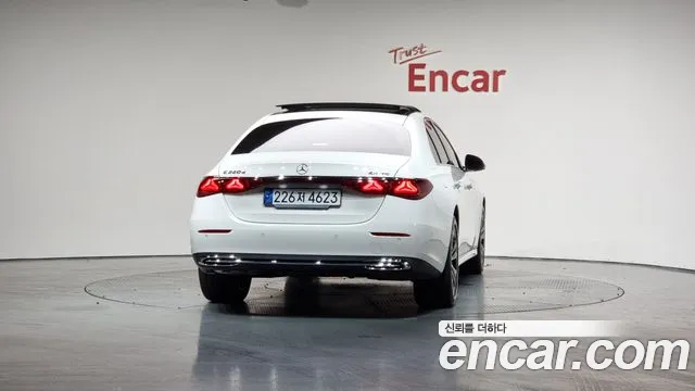 Mercedes-Benz E-Class W214 id 2733995 из Кореи 14