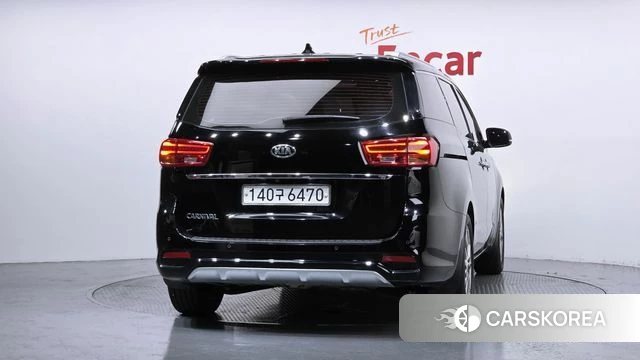 Kia The New Carnival id 4633218 из Кореи 14