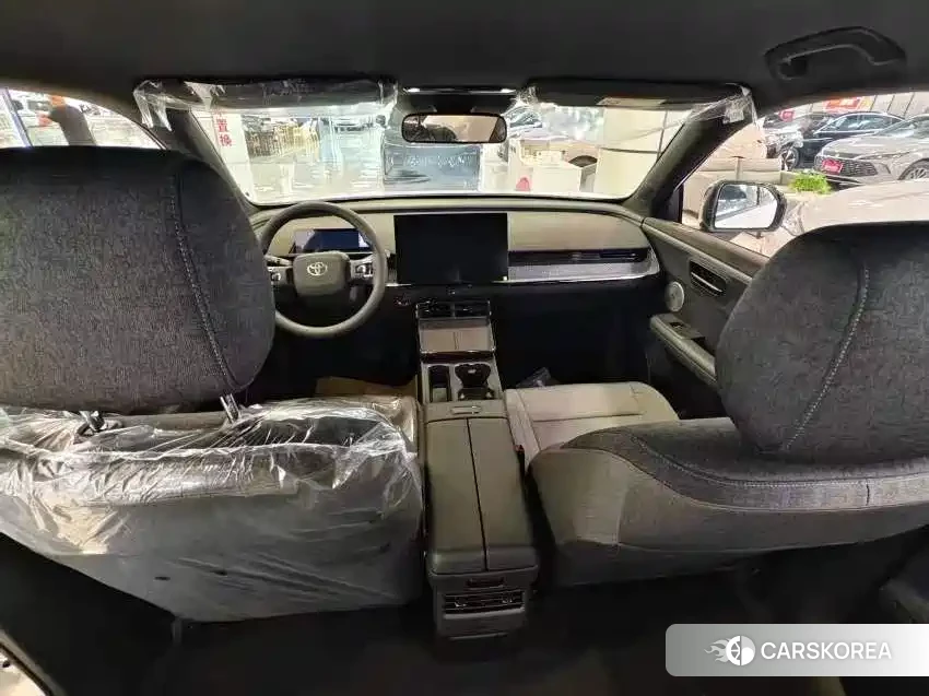 Toyota Platinum Wisdom 3X 2026 Белый из Китая, фото 4