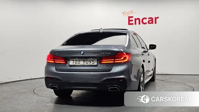 BMW 5 Series (G30) id 3718713 из Кореи 14