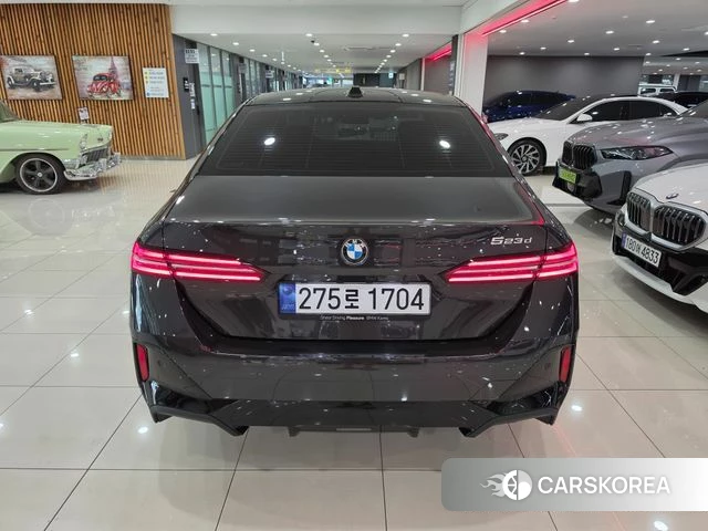 BMW 5 Series (G60) id 4487665 из Кореи 14
