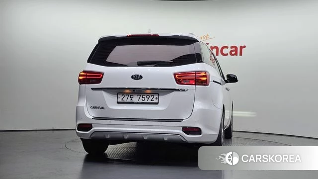 Kia The New Carnival id 4895546 из Кореи 14