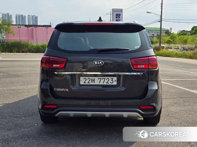 Kia The New Carnival id 4435325 из Кореи 14