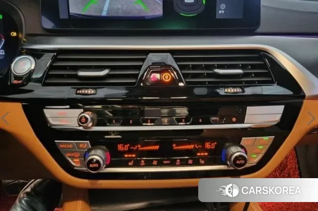 BMW 5 Series (G30) 2022 Черный из Кореи, фото 6