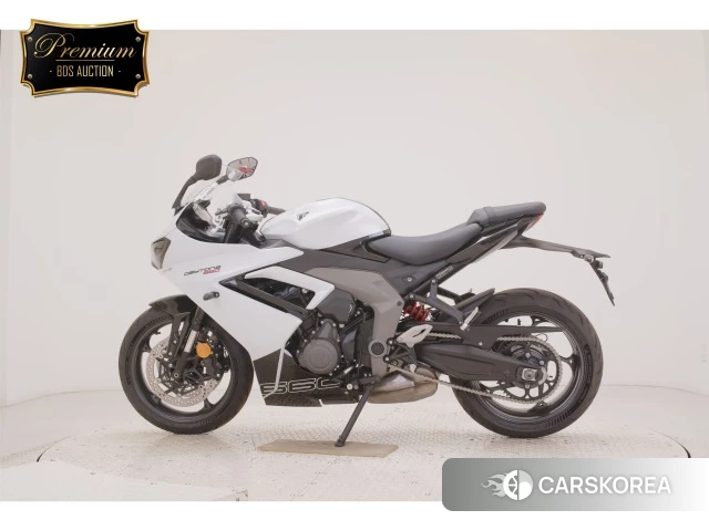 Triumph DAYTONA 660 2025 из Японии, фото 2