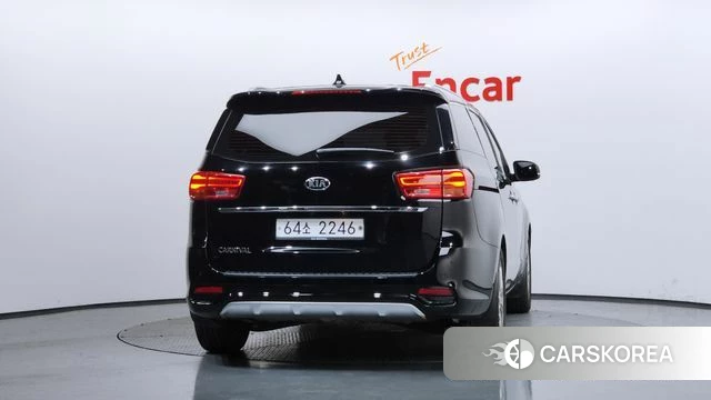 Kia The New Carnival id 4490734 из Кореи 28