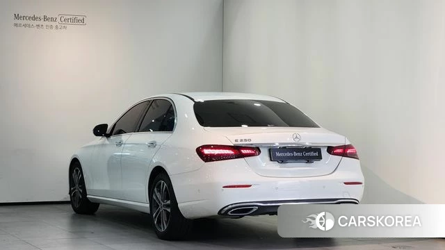 Mercedes-Benz E-Class W213 id 4308500 из Кореи 14