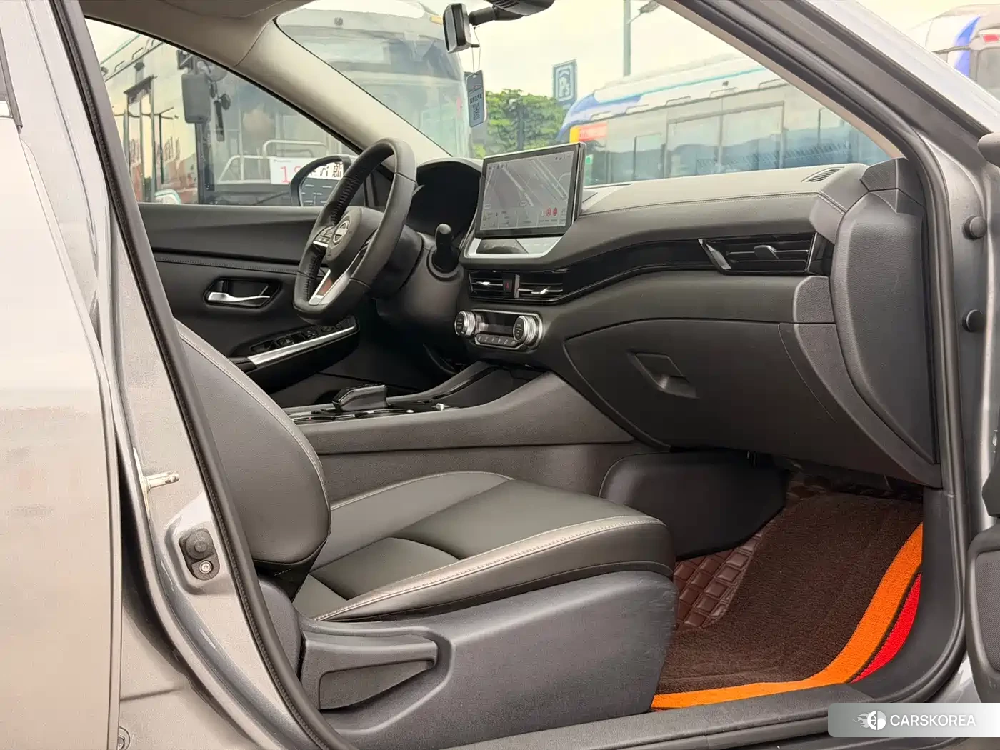 Nissan Sylphy 2022 Silver/gray из Китая, фото 4