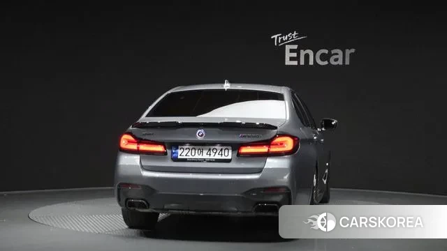 BMW 5 Series (G30) id 3310961 из Кореи 14