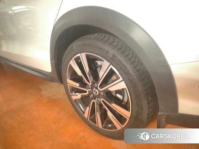 Volvo V60 Cross-Country 2nd Generation 2025 Белый из Кореи, фото 4