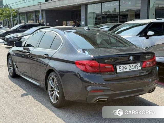 BMW 5 Series (G30) 2018 Черный из Кореи, фото 4