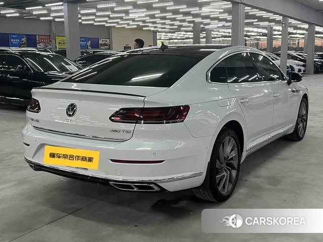 Volkswagen CC 2023 Белый из Китая, фото 4