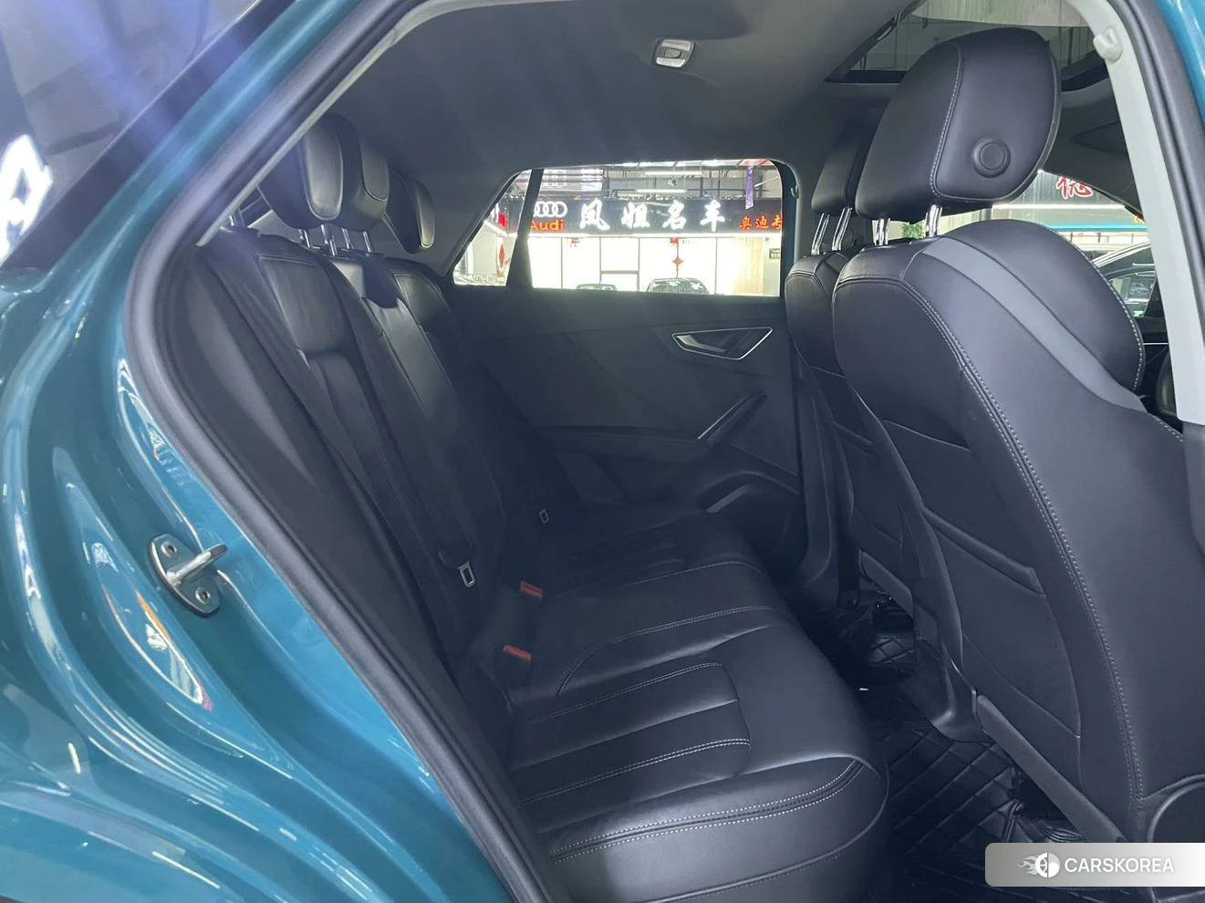 Audi Q2L id 4426555 из Китая 16