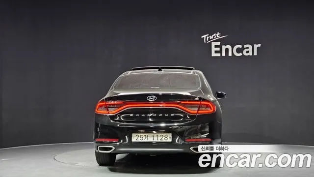 Hyundai Grandeur IG id 2908279 из Кореи 14