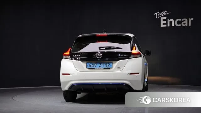 Nissan Leaf (ZE1) id 3713546 из Кореи 14