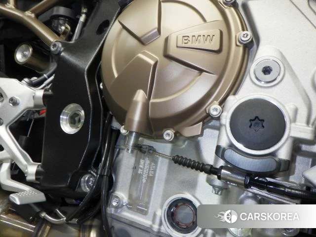 Engine photo