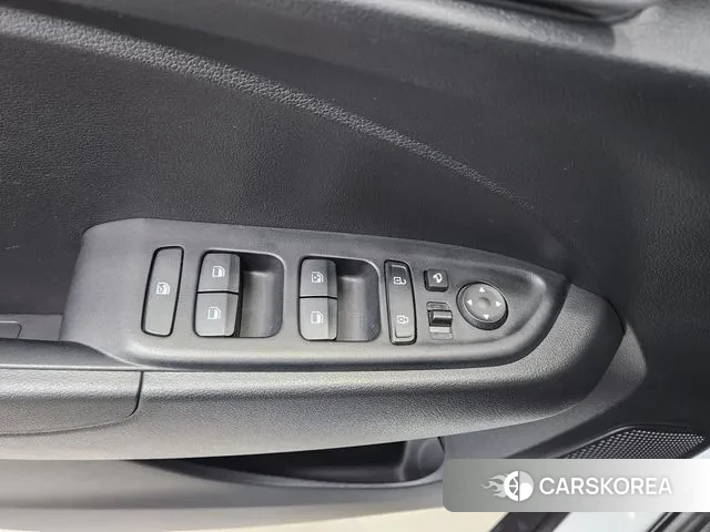 Hyundai Venue id 3763782 из Кореи 14