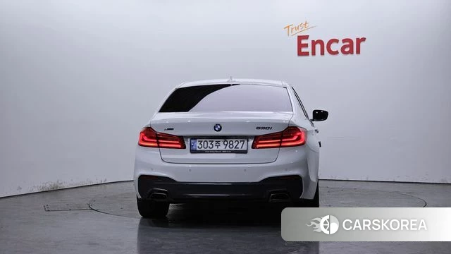 BMW 5 Series (G30) id 4310467 из Кореи 24