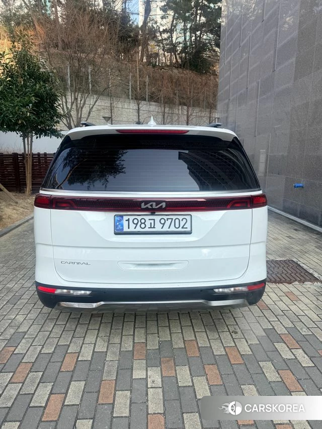 Kia Carnival 4th generation 2023 Белый из Кореи, фото 4