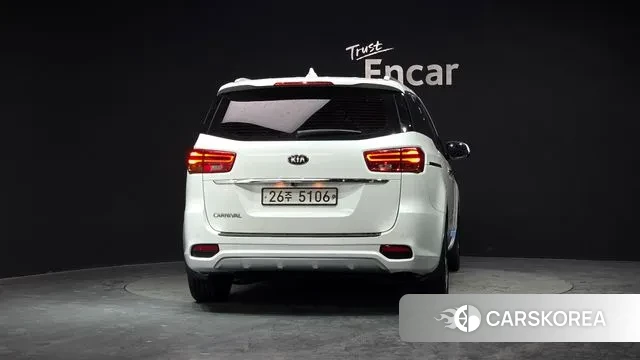 Kia The New Carnival id 3682400 из Кореи 14