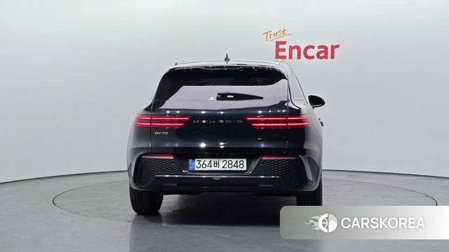 Genesis GV70 id 3884892 из Кореи 14